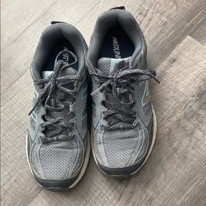 New Balance running